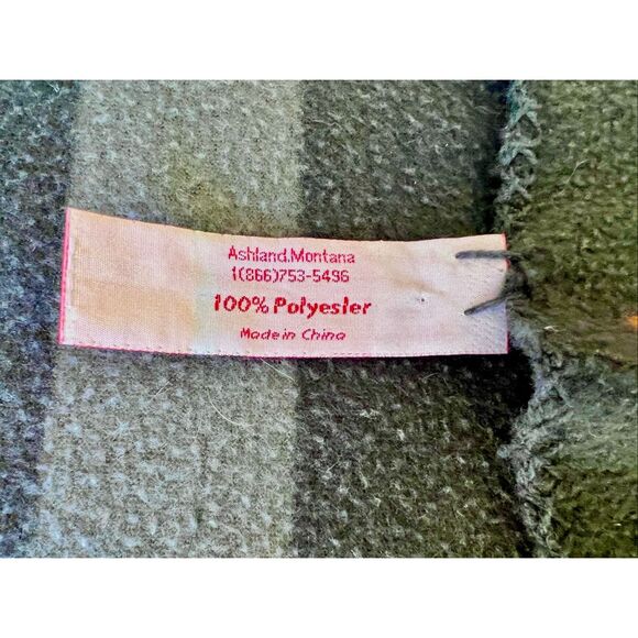 St. Labre Indian School Fleece Throw Blanket Beautiful Aztec Design - Picture 4 of 4